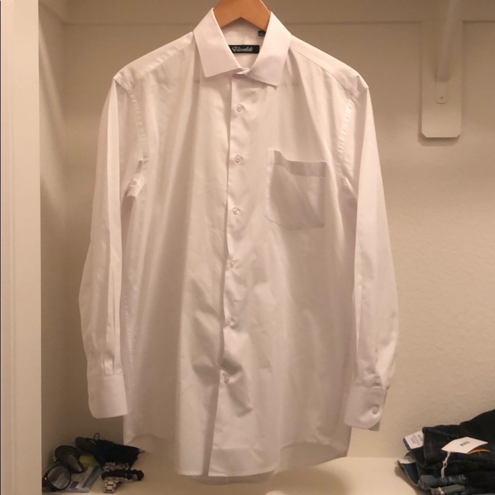 White dress shirt